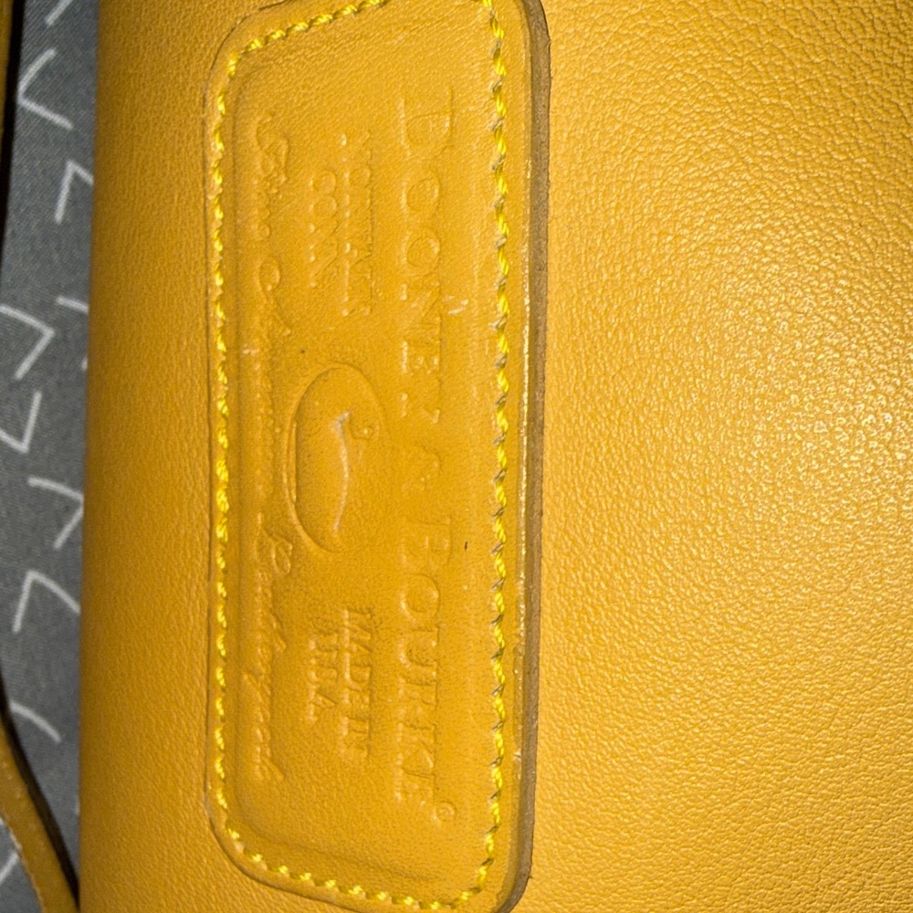 Dooney Bourke Mustard Yellow Leather Shoulder Bag - Women's Crossbody - Picture 8 of 9